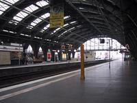 waitingatostbahnhof